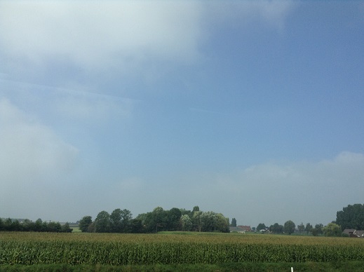 ブルージュへ行く途中のベルギーの田舎