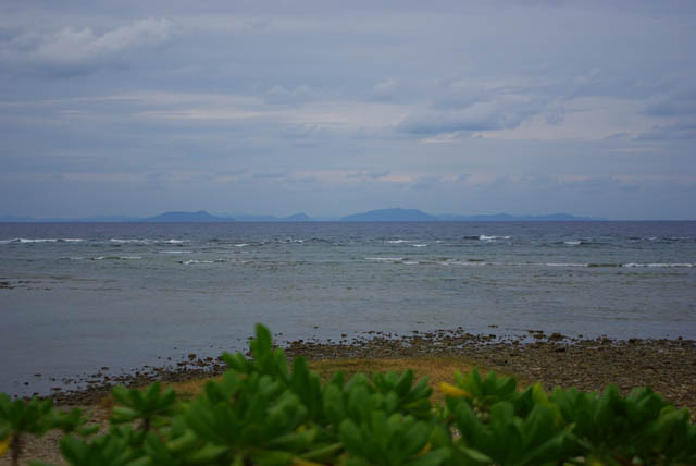 徳之島から奄美大島方面を眺める