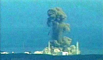 fukushima_explosion 48 97
