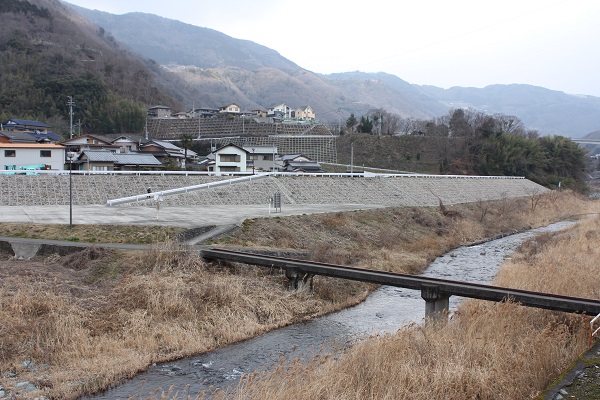 池田　潜水橋