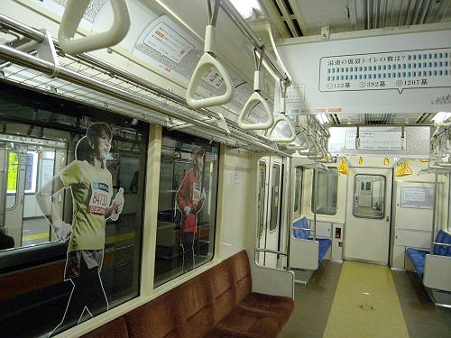 tokyo marathon 2013, subway ginza line, 250221 1-10_s