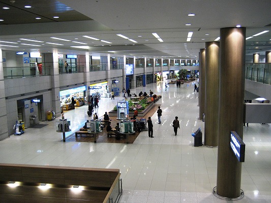 s-Korea-Incheon-International-Airport-Arrival-lobby-overview.jpg