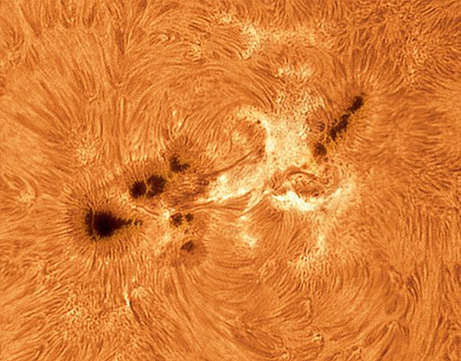 massive-sunspot-ar-1339-friedman_43435_big.jpg